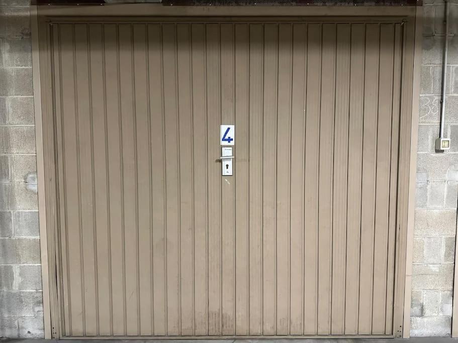 5 Giornate Apt Con Terrazzo E Garage Privato Milão Exterior foto